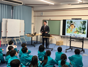 賀茂小学校４年生の取り組み「赤ちゃん先生」