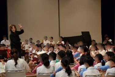 西本智実 Music Edutainment in加西 part３「合奏練習」の様子